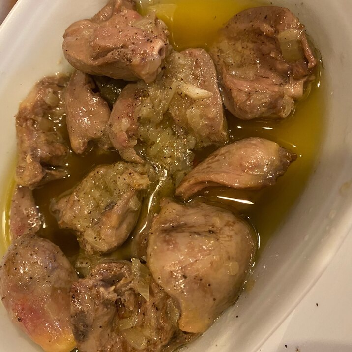 鶏ハツのアヒージョ